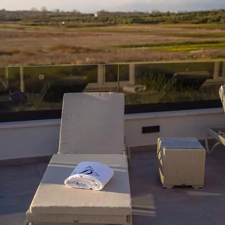 Lejlighed D-palace Apartments-olive Tree