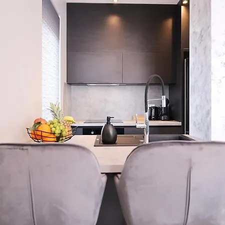 D-palace Apartments-olive Tree