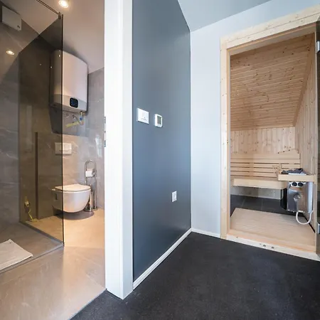 D-palace Apartments-olive Tree *