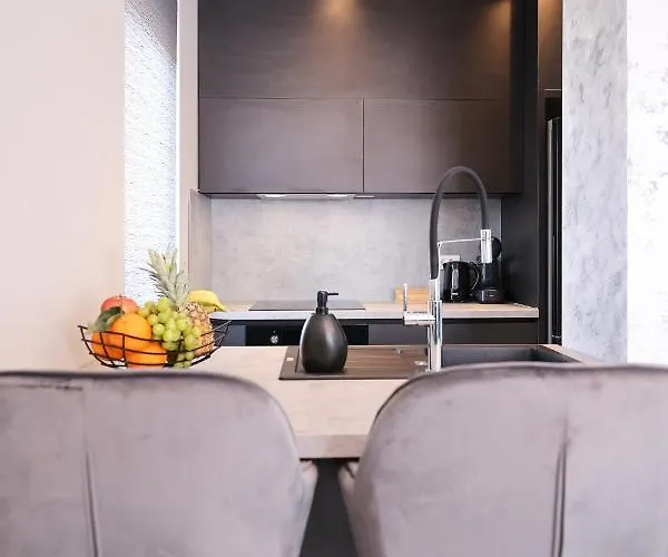 D-palace Apartments-olive Tree